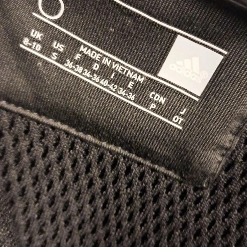 Size Small Adidas Mesh Sweatshirt - Picture 3 of 3
